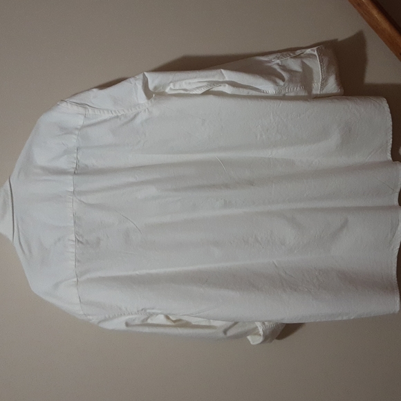 H&M long sleeve buttons up shirt - Picture 3 of 3